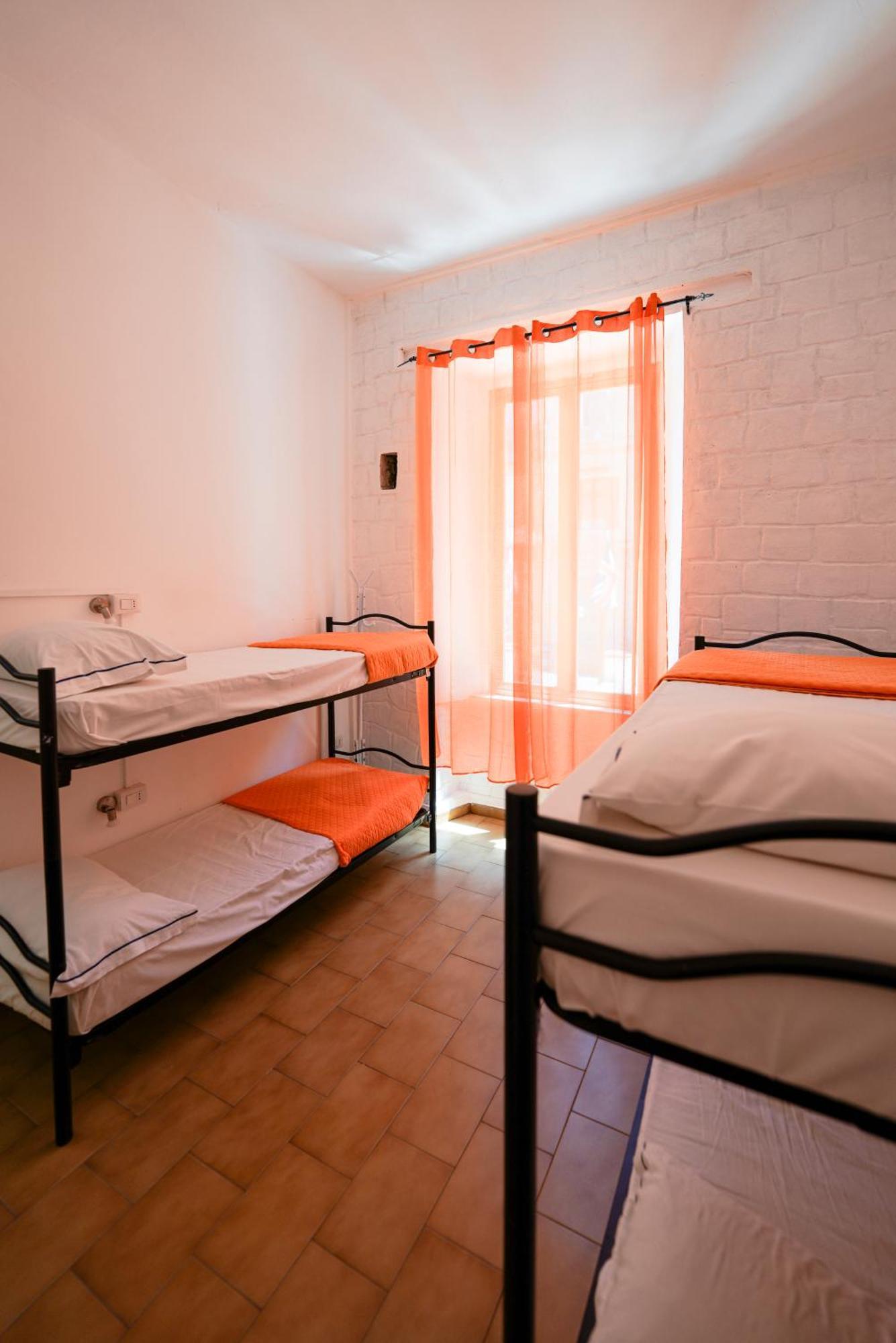 Naples Experience Hostel - Age Limit 18-28 Exterior foto