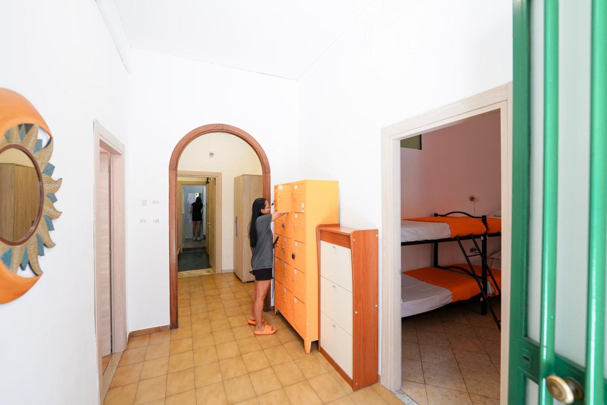 Naples Experience Hostel - Age Limit 18-28 Exterior foto