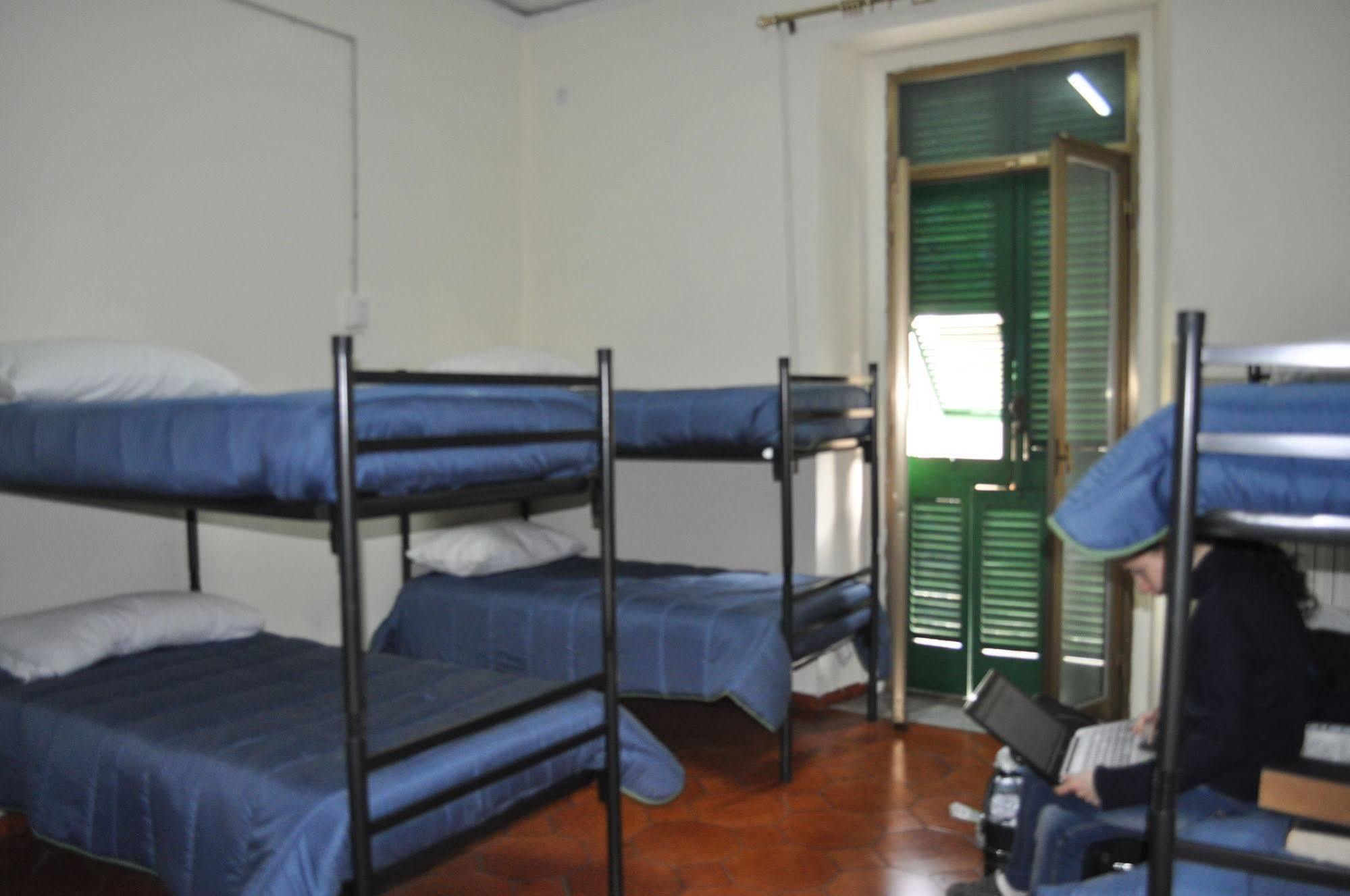 Naples Experience Hostel - Age Limit 18-28 Exterior foto